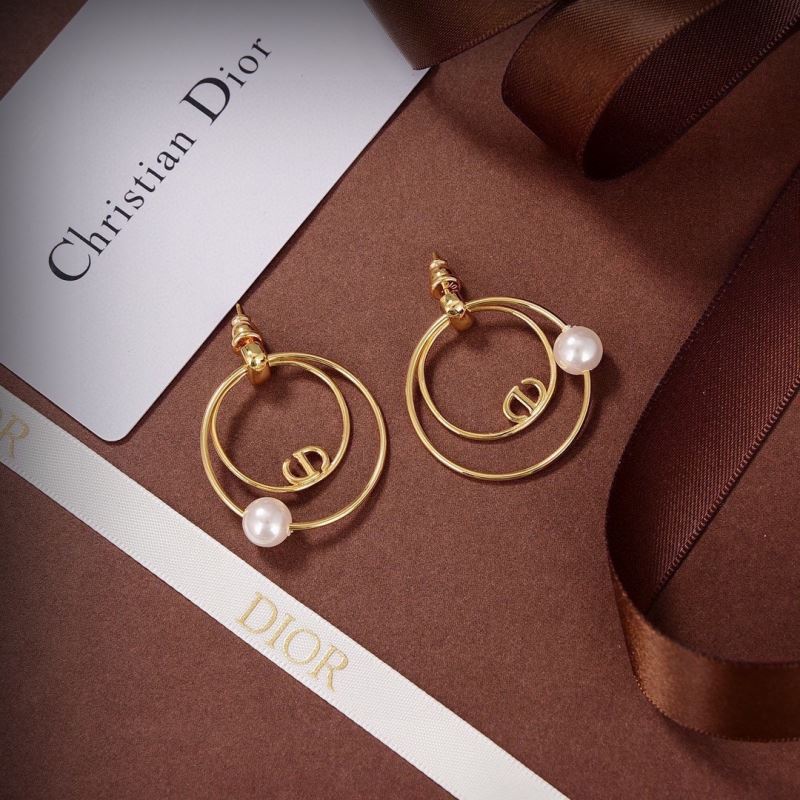 chr1st1an D10r earrings